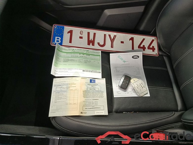 Land Rover Range Rover Velar P300 2.0 R-Dynamic S 5d #4