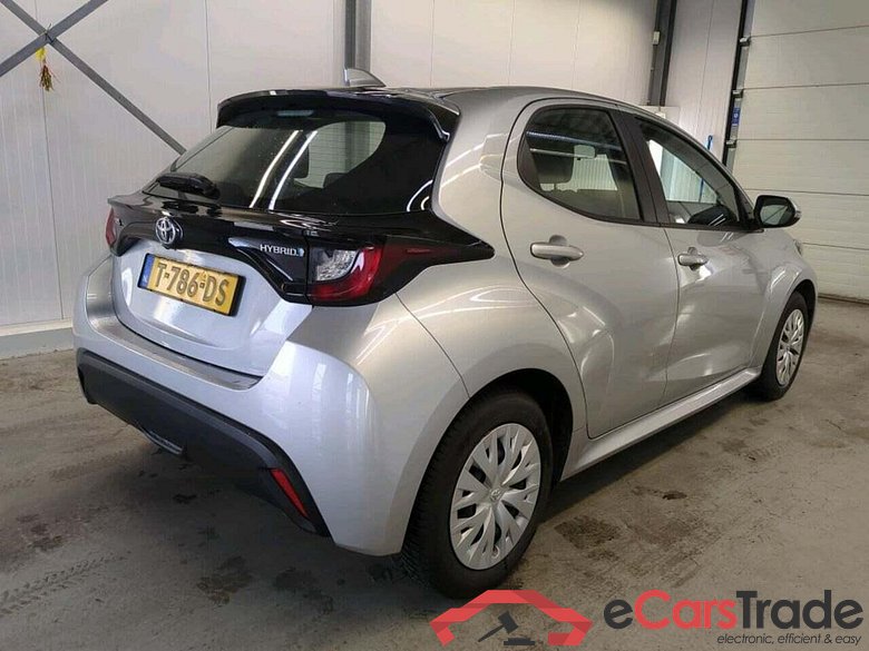 TOYOTA Yaris 1.5 Hyb. Active #2