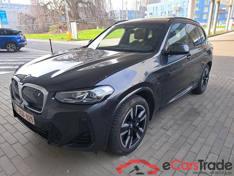 BMW IX3 80KWH AUTO