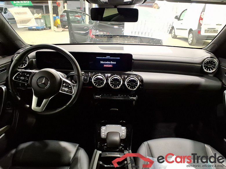 MERCEDES-BENZ CLA 1.3 CLA 250 E BUSINESS SOLUTION DCT #6