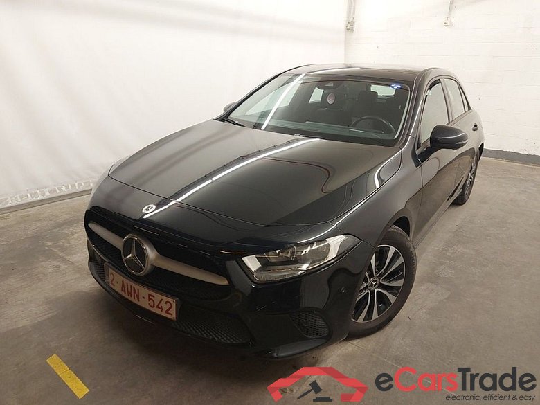 Mercedes-Benz A-Klasse A 180 d DCT Business Solution 5d