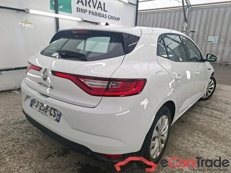 Megane IV Berline 5pt. Société Air Nav 1.5 dCi 90CV BVM6 E6 #3