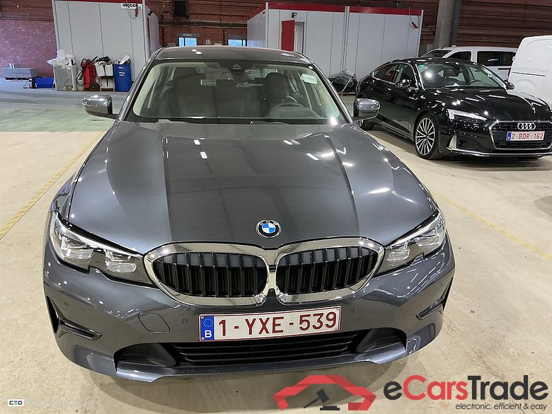 BMW 3-serie 2.0 318IA (115KW) BERLINE #2