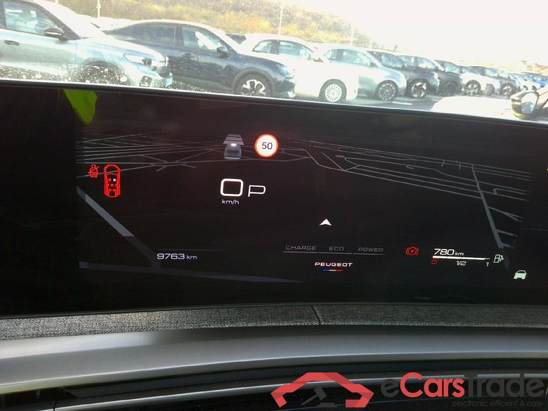 Peugeot 5008 Allure Hybrid 136 e-DCS6 #4