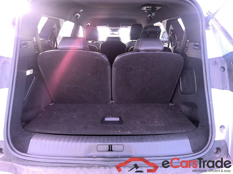Peugeot 5008 Allure Hybrid 136 e-DCS6 #6