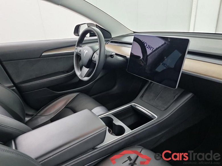 Tesla Model 3 Standard Range Plus RWD 4D 225kW #6