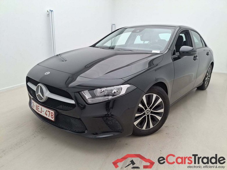 MERCEDES-BENZ A-KLASSE LIMOUSINE 2.0 200 D STYLE 8G-DCT #1