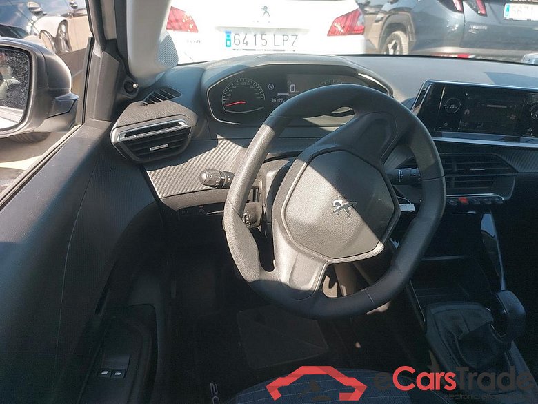PEUGEOT 208 / 2019 / 5P / berlina con portón PureTech 55kW (75CV) Like #3