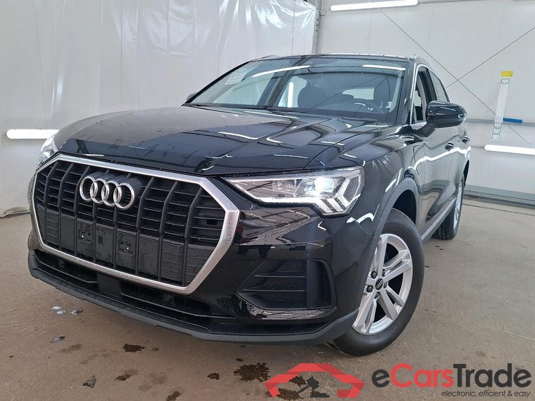 AUDI Q3 / 2018 / 5P / SUV 45 TFSI E 245 S TRONIC BUSINESS LINE (ex L389)