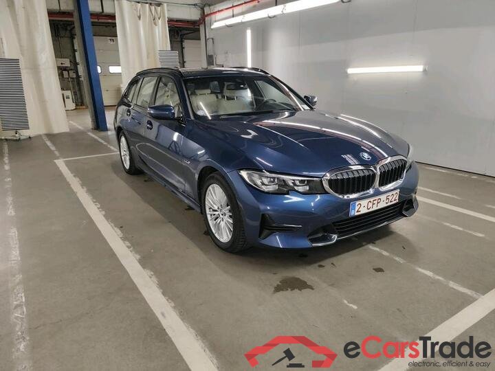 BMW 3 Reeks Touring 3 Reeks Touring 320e (150 kW) (PHEV) 150kW/204pk  5D/P Auto-8 #2