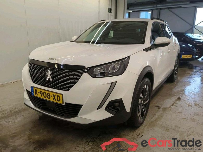 PEUGEOT 2008 1.2 PureTech Allure #1