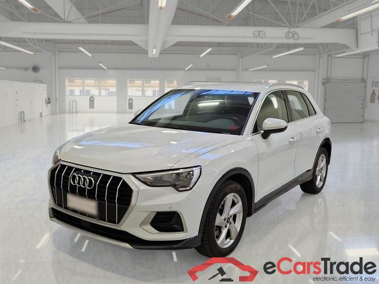 AUDI Q3 / 2018 / 5P / SUV 35 TDI S TRONIC BUSINESS ADVANCED #1