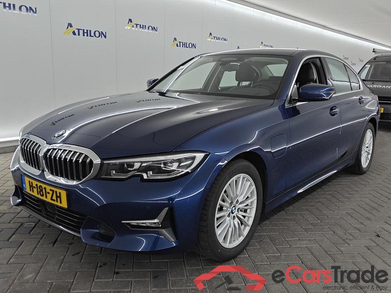 BMW 3 Serie Sedan 330e 4D 215kW #1