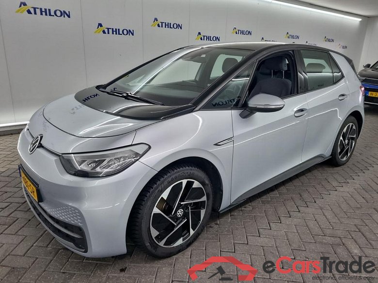 VOLKSWAGEN ID.3 58kWh 150kW Life auto 5D