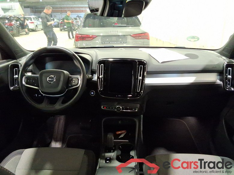 VOLVO XC40 1.5 T5 RECHARGE GEARTR. INSCRIPTION EXPR #6