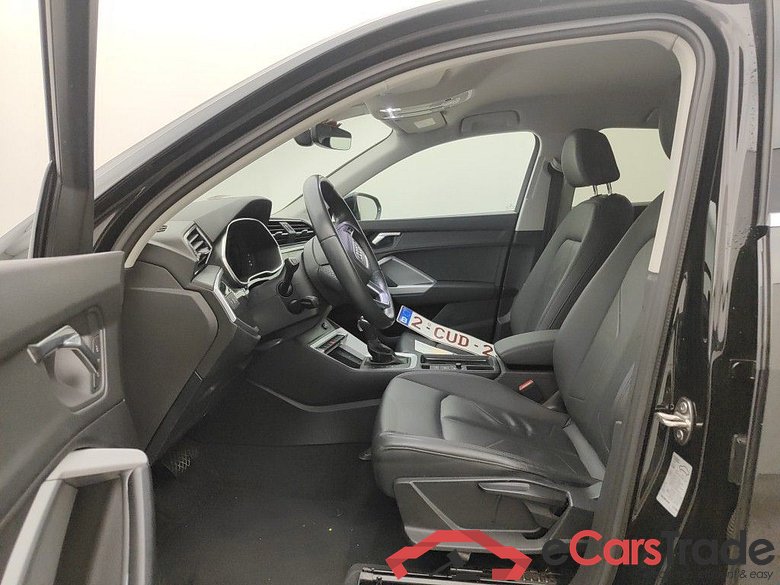 Audi Q3 Sportback 35 TDI S tronic S Line Business Ed 5d #3