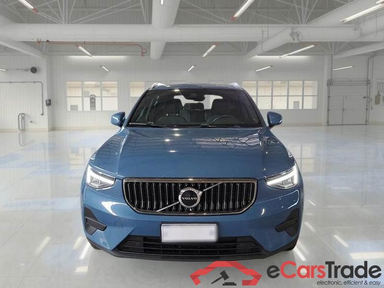 VOLVO XC40 / 2021 / 5P / SUV T4 RECHARGE PLUG-IN AUTO CORE #6
