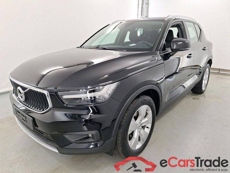 VOLVO XC40 1.5 T2 MOMENTUM PRO #1