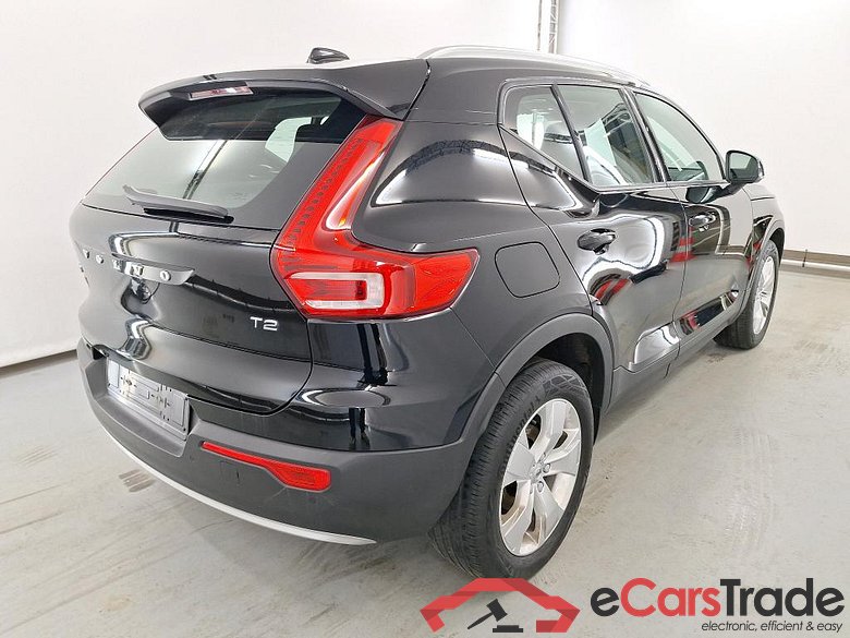 VOLVO XC40 1.5 T2 MOMENTUM PRO #4