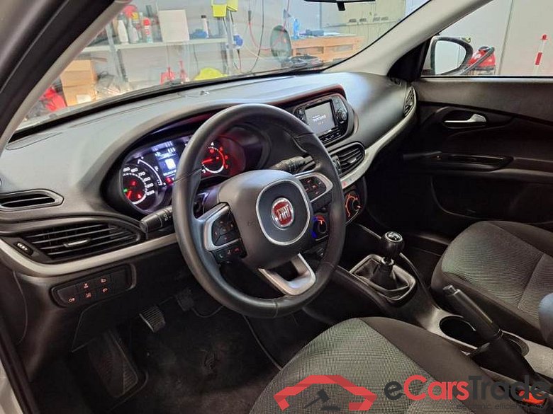 FIAT TIPO / 2015 / 5P / STATION WAGON 1.6 MJT 120CV 6M SeS EASY BUSINESS #3