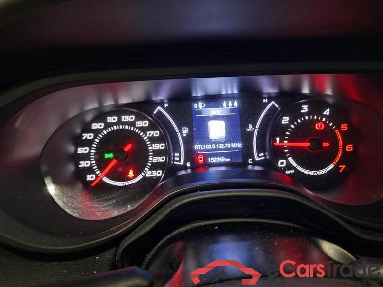 FIAT TIPO / 2015 / 5P / STATION WAGON 1.6 MJT 120CV 6M SeS EASY BUSINESS #4