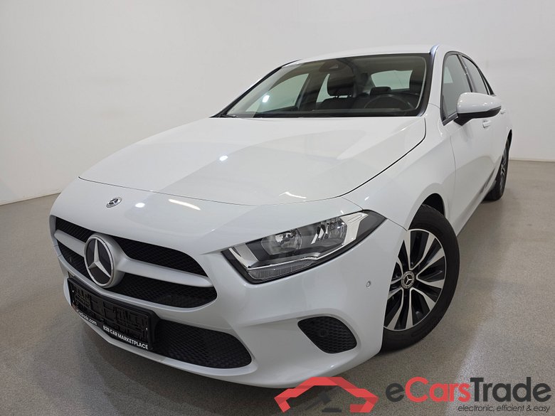Mercedes A 180d Limo Widescreen Navi KeylessGo Camera Klima PDC ...