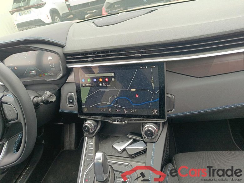 Lynk Co 01 1.5i Plug-In Hybrid Aut. Pano LED Virtual ACC Navi Infinity KeylessGo Camera 360 Klima PDC ... #6