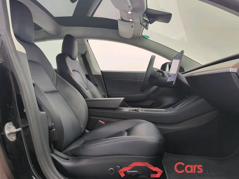 Tesla Model 3 Standard Range Plus RWD 4d #3