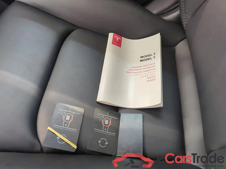 Tesla Model 3 Standard Range Plus RWD 4d #4