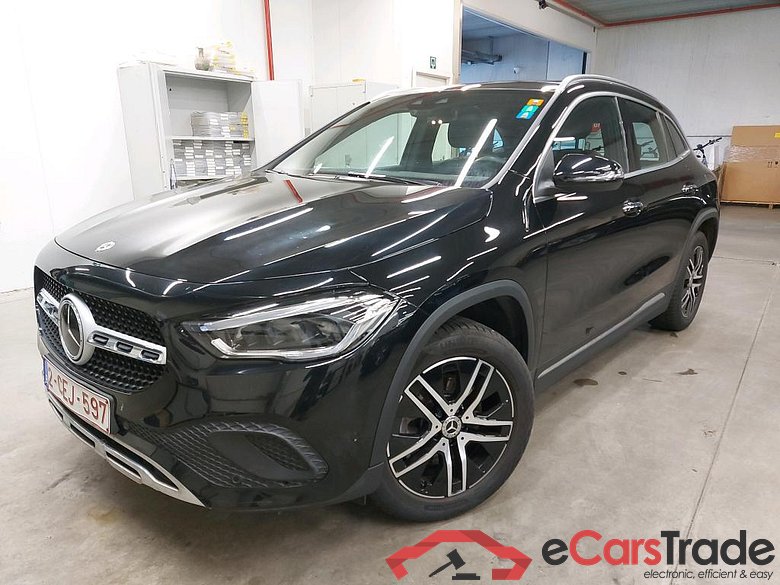 MERCEDES - MER GLA 250e 218PK DCT Business Solution & Luxury & Pack Plus & Driving Assistant * HYBRID *