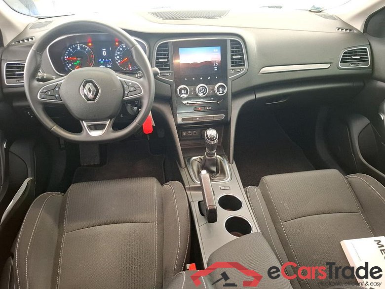 Megane IV Berline 5 ptes. Société Air Nav 1.5 dCi 90CV BVM6 E6 #5