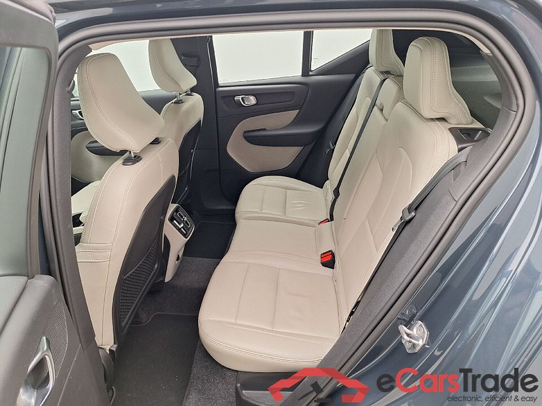 Volvo, XC40 '17, Volvo XC40 T3 Momentum Pro 5d #4