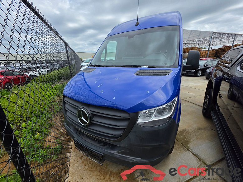 Mercedes Sprinter EV ...
