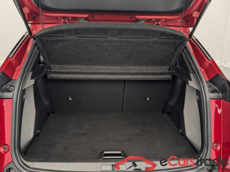 Peugeot 2008 PureTech 100 S&S BVM6 Allure #4