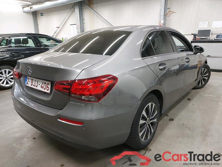 MERCEDES - MER A BERLINE 180d 116PK 8G-DCT Business Solution Essential Plus #2