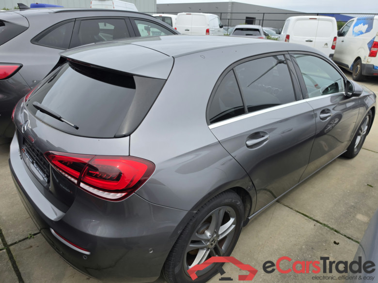 Mercedes A 180d Aut. LED-Xenon Widescreen Navi 1/2 Sport-Leather KeylessGo Camera Klima PDC ... #4