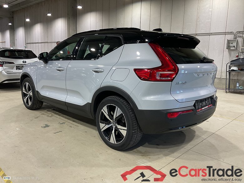 VOLVO XC40 78 kWh P8 AWD Recharge R-Design #3