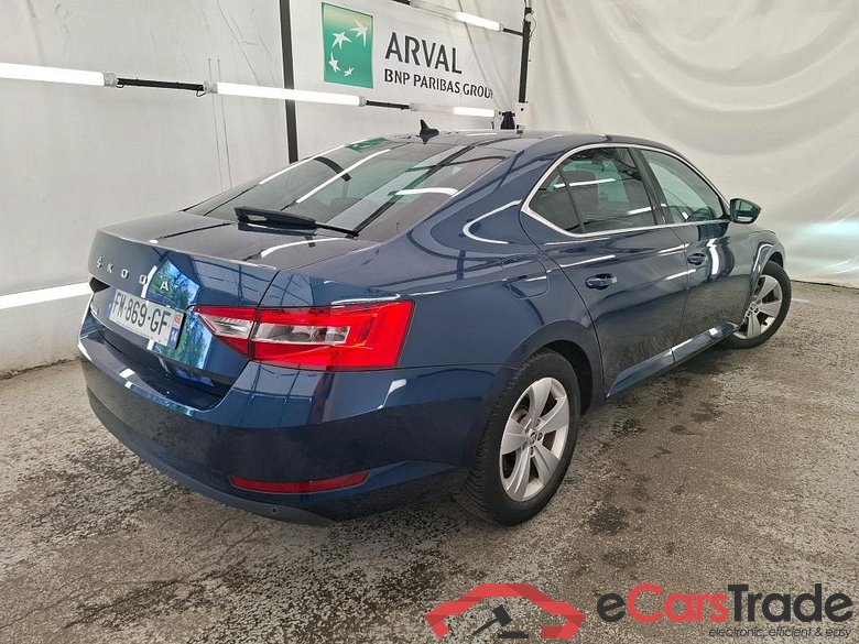 SKODA Superb / 2019 / 5P / Berline 2.0 TDI SCR 150 DSG7 Business #3