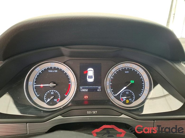 SKODA Superb / 2019 / 5P / Berline 2.0 TDI SCR 150 DSG7 Business #6