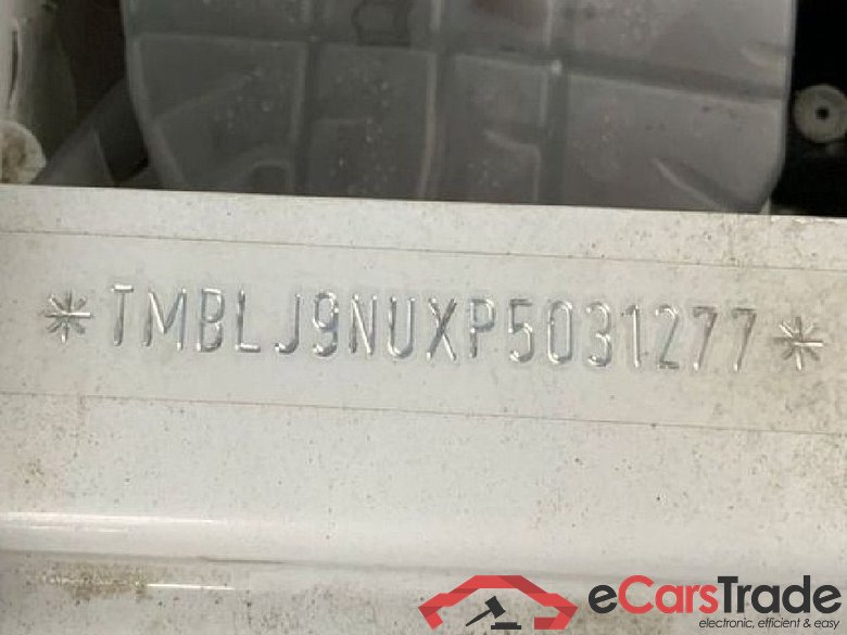 Karoq Tour 4x4 2.0 TDI 110KW AT7 E6d #5