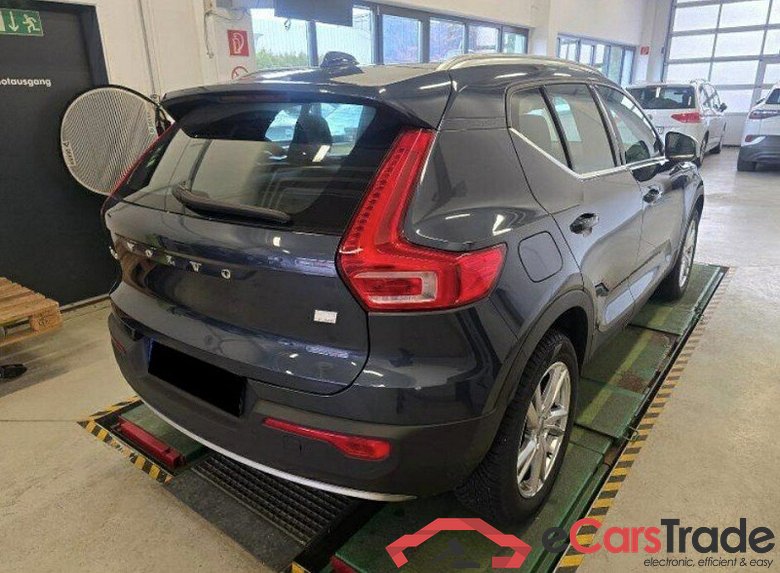 Volvo XC40 (2017->) DE - SUV5 T4 Twin Engine 2WD PHEV EU6d, Core Plug-In Hybrid (E6d), (Facelift) 20 #3