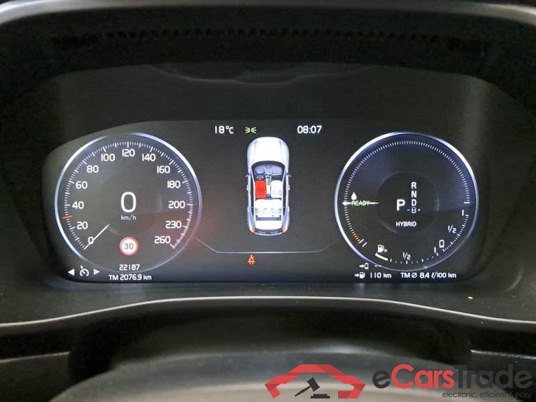 VOLVO XC40 / 2017 / 5P / SUV T5 PLUG-IN HYBRID AUTO RECH INSCRIP EXPR #4