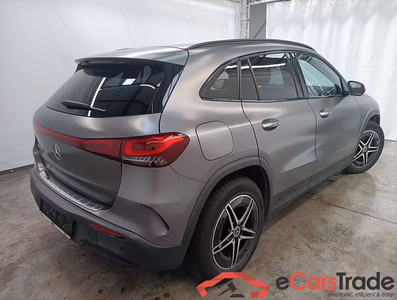 Mercedes-Benz EQA EQA 250 Business Solution Luxury 5d #2