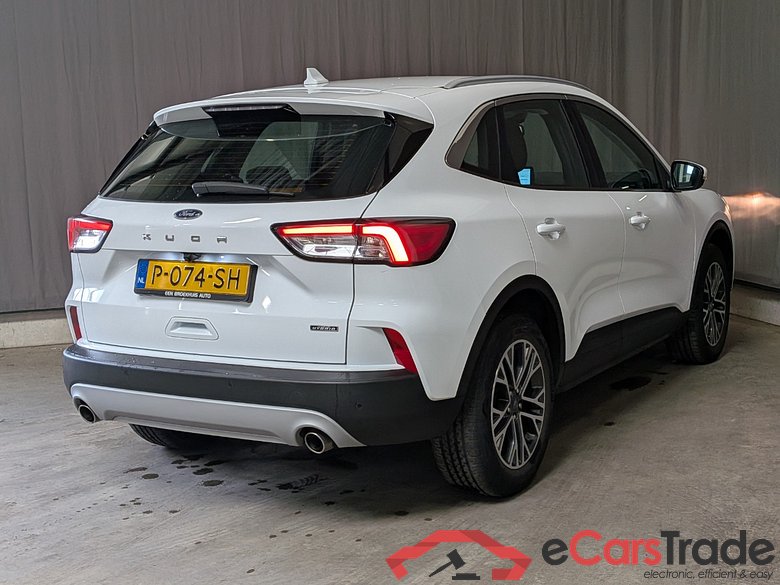 FORD Kuga 2.5 PHEV Titanium #3