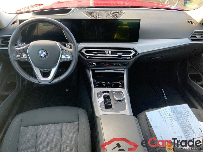 BMW 3er 320d Aut. 4d 140kW #3