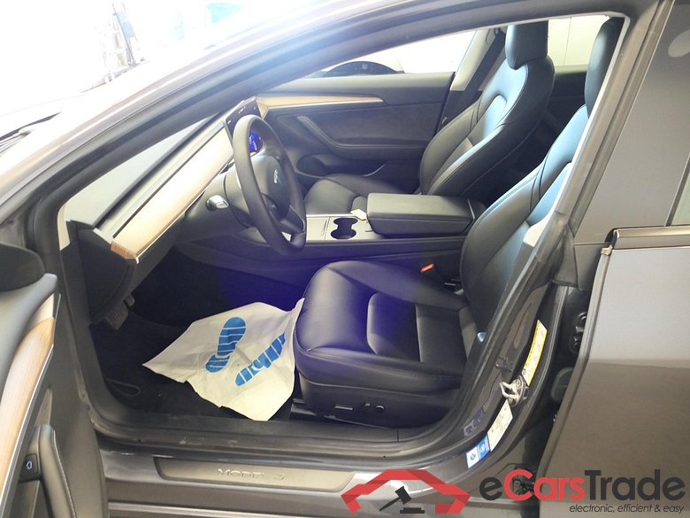 TESLA Model 3 Langstreckenbatt. Allradantrieb Dual Motor 4d 366kW #4