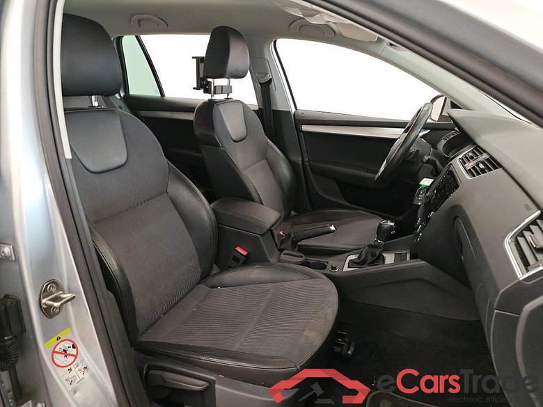 Skoda Octavia Combi 1.0 TSI Greentech Ambition Business DSG 5d #3