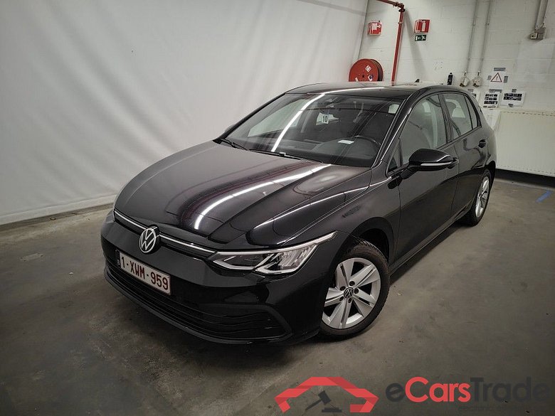 Volkswagen Golf VIII 1.5 TSI Life 5d