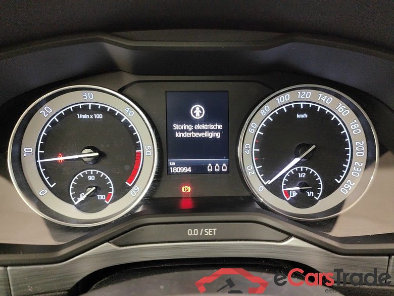 Skoda Superb Combi 1.6 CRTDI 88kW DSG7 Ambition 5d #6