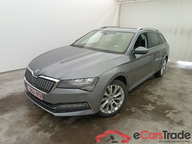Skoda Superb Combi 1.4 TSI iV 160kW DSG6 Clever 5d
